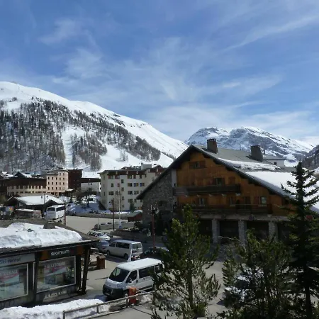Duplex Pres Du Centre Et Des Pistes, Avec Balcon Sud, Parking Et Wifi Inclus - Fr-1-694-39