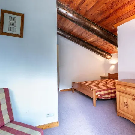 Duplex Pres Du Centre Et Des Pistes, Avec Balcon Sud, Parking Et Wifi Inclus - Fr-1-694-39 Apartment