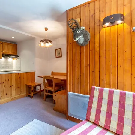 Duplex Cosy à Avec Wifi Et Parking, Animaux Admis - Fr-1-694-39 * Val-dʼIsère
